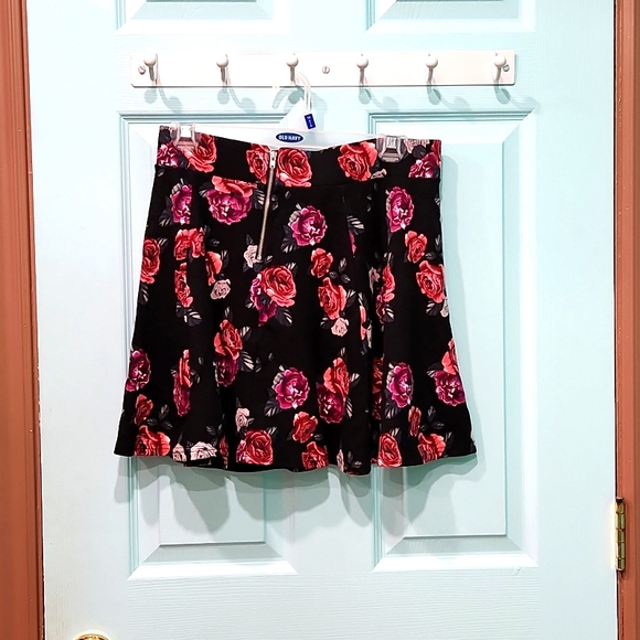 Mini skirt - Picture 2 of 3